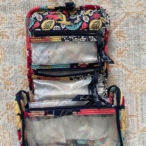 Vera Bradley Quilted Floral Hanging Travel Organizer